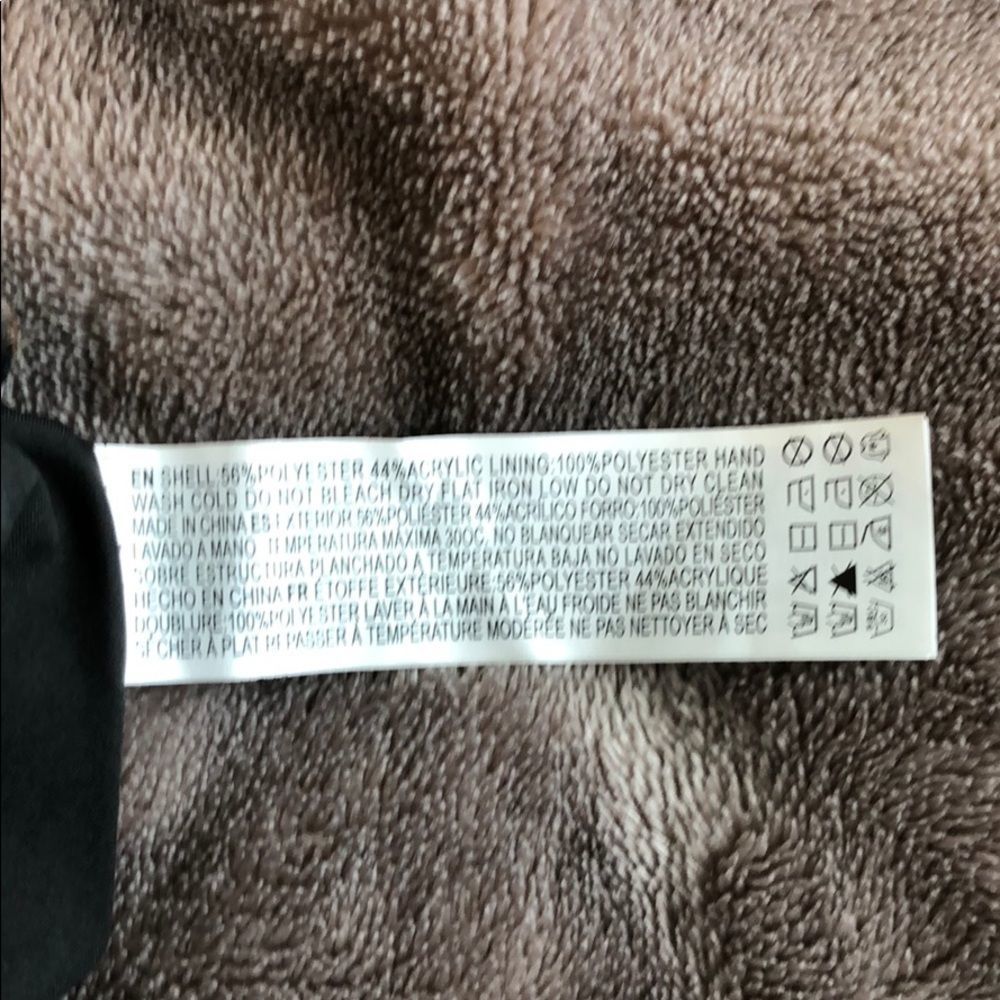 NWOT Textured Wool-Like Skirt - Picture 4 of 7